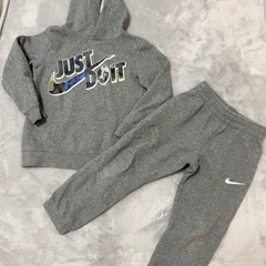 NIKEセットアップ　キッズ104-110cm 4-5歳