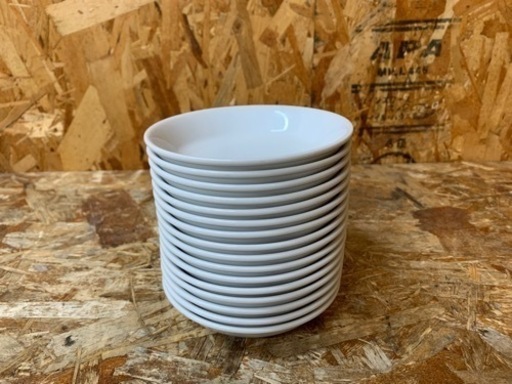 (6176) ② 直接ご来店引き取り歓迎！白いお皿 豆皿 12cm 16枚 小皿 中古 業務用 飲食店 店舗用品 厨房用品 調理器具
