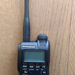 ②アマチュア無線機 VX-3 ハンディ機を譲ります。