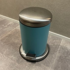 【最終値下げ】 IKEA イケア ゴミ箱 北欧  ペダル式  内...