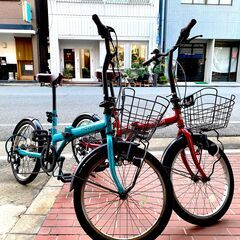 【ネット決済】【中古】オシャレな折り畳み自転車 / 赤と青の２台...