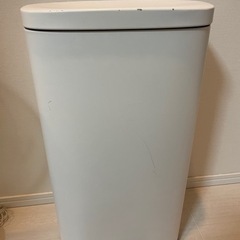 ニトリ　ペダルペール　ゴミ箱　30l無料でお譲りいたします。