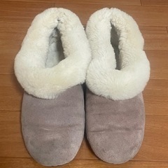 EMU ブーツ　サイズ7(22.5ぐらい) UGG