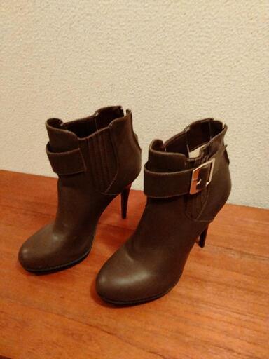 おしゃれブーツ　新品　値下げしました❗