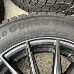 ほぼ新品 175/65R14 320 横浜スタッドレスタイヤホイール付き4本セット 