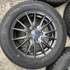 ほぼ新品 175/65R14 320 横浜スタッドレスタイヤホイール付き4本セット 