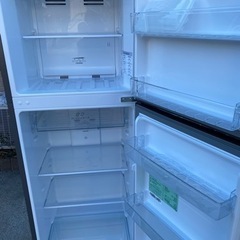 2022年製 Hisense 冷蔵庫 250L HR-B2501 (1226ろ)