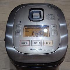 炊飯器　キズ汚れ多数　2013年製　パナソニック　SR-HX103