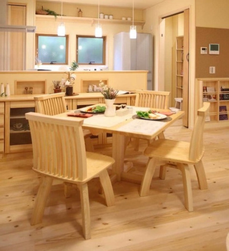 【新品未使用】赤松回転チェア　天然松使用　木の椅子　木の家具