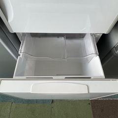 【リサイクルサービス八光】2009年製　日立  R-S30YMV-W 冷蔵庫（300L・右開き） クリアホワイト 