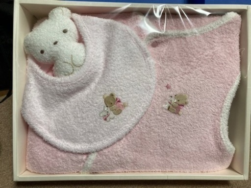 新品ファミリア　ギフト　ベビー用品