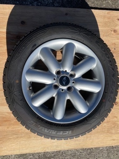 BMW ミニ(MINI)クーパーD(XT15)タイヤ ホイール 1本② 175/65R15 中古 