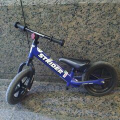 ストライダー幼児自転車。🔴購入価格1万7千円のもの