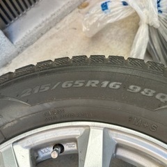 【215/65R16】スタッドレスタイヤ