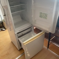冷蔵庫　2室　137L 2009年製