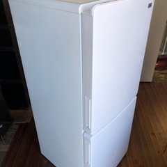 福岡市内配送無料　ハイアール 霜取り不要・3段引出し式冷凍室がひとり暮らしに便利! 148L冷凍冷蔵庫(ブラック) ホワイト JR-NF148A-W