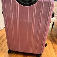 大型軽量スーツケース　72×50×30　鍵2個付