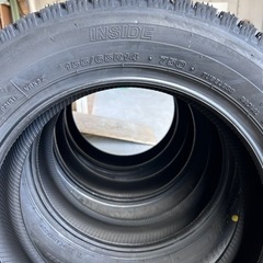 お話中:新品未使用 ブリジストン スタッドレスタイヤ軽自動車用