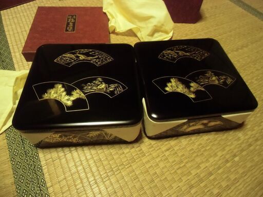 木箱に入った 立派な 輪島塗 重箱 ハレの箱 お譲りします。＊石川県