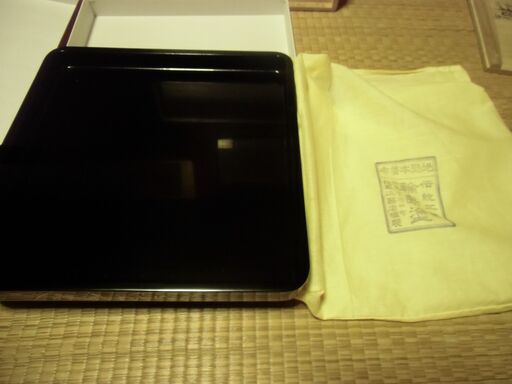 木箱に入った 立派な 輪島塗 重箱 ハレの箱 お譲りします。＊石川県