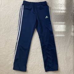 140センチ　adidas ジャージ下