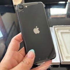 iPhone SE2 ブラック　SIMFREE