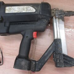 MAX マックス GS-638CA ガスネイラ 中古品 バッテリー×1 充電器付