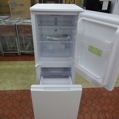 ID 384644　冷蔵庫２ドア　152L　シャープ　２０２０年　SJ-D15G-W