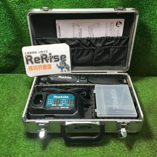 マキタ TD022DSHXB 充電式ペンインパクトドライバ バッテリー2個付き【市川行徳店】【店頭取引限定】【中古】管理番号：ITDQUHXZTUZ4