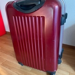 旅行カバン　スーツケース