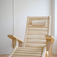 【ネット決済】【新品未使用】桐ロッキングチェア　木の椅子　木の家具