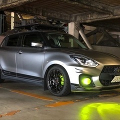 ルーフに載せるパーツ4点