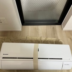 白いエアコン☃️