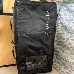 ルーフに載せるパーツ4点