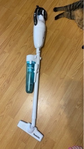 マキタ/makita 14，4V充電式クリーナー＋バッテリー、充電器セット