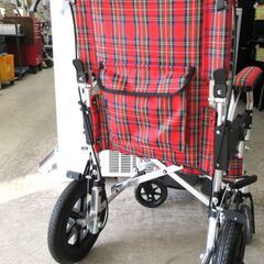 ☆ほぼ未使用品☆KADOKURA / カドクラ 車いす 介助用 介護 折り畳み式  取扱説明書付き ミラノレッドチェック A604-ACR【ユーズドユーズ名古屋天白店】JO0123