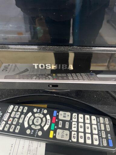 リサイクルショップどりーむ荒田店 No8162 液晶テレビ　東芝　３７型　２０１０年製　リモコン付き(社外品)　動作確認OK♪