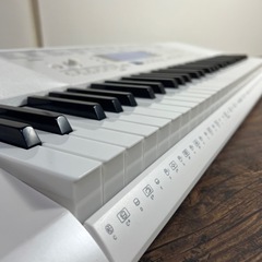 CASIO LK-222  カシオ電子キーボード 光ナビゲーション　