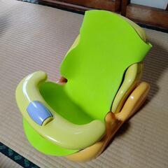 アップリカ　バスチェア　赤ちゃんお風呂用椅子