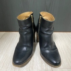 A.P.C. アーペーセー　ショートブーツブーツ　ハイヒール　2...