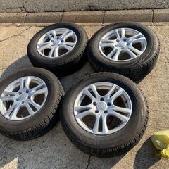 スタッドレスタイヤ ヴェルファイア20系にて使用 215/65R16 6.5J ＋35