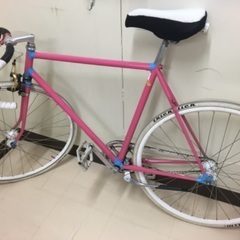 ピストバイク　自転車　ピンク