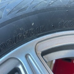 ブリヂストン　ブリザック　スタッドレスタイヤ　15インチ　2022年製