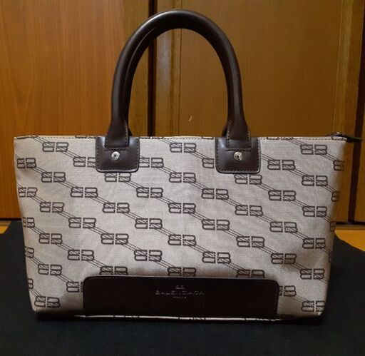 値下げ！！ 2月末に処分！BALENCIAGAトートバッグ