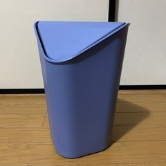 蓋つきゴミ箱