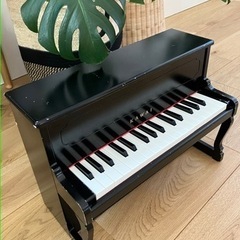 カワイ KAWAI アップライトピアノ ブラック 黒