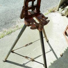 お取引先様決まりました。レッキス　三脚　中古品　