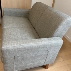 2人掛けソファー　美品　使用期間短いです