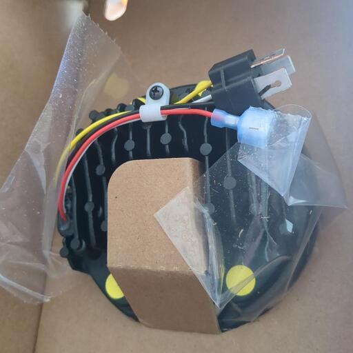 ハーレー 純正 LED ヘッドライト ハーレー純正LEDヘッドライト 品番