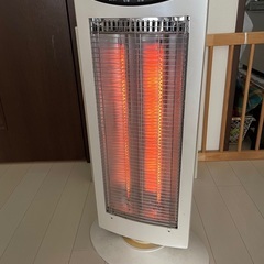 2010年製 電気ストーブ